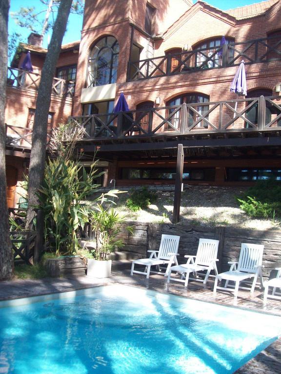 Apart Hotel Las Hadas Carilo Exterior foto