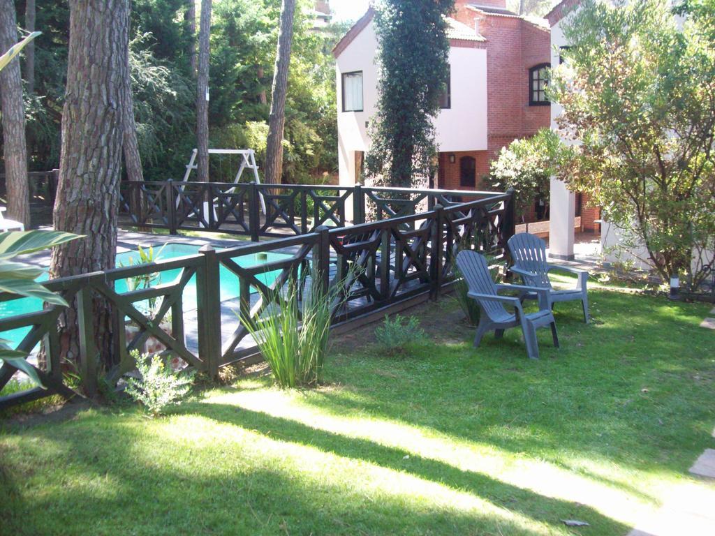 Apart Hotel Las Hadas Carilo Exterior foto